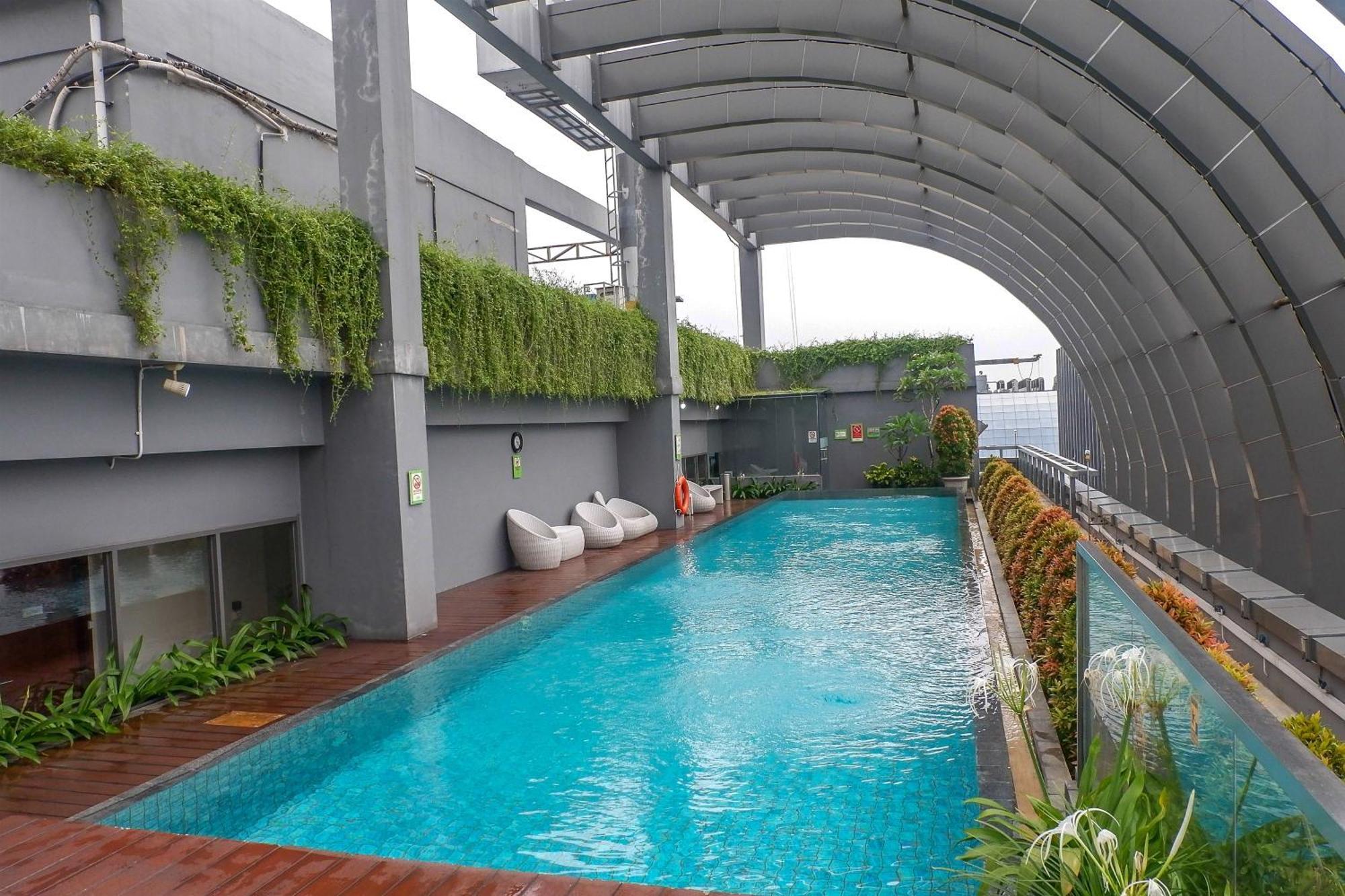 1br L'avenue Pancoran By Travelio *